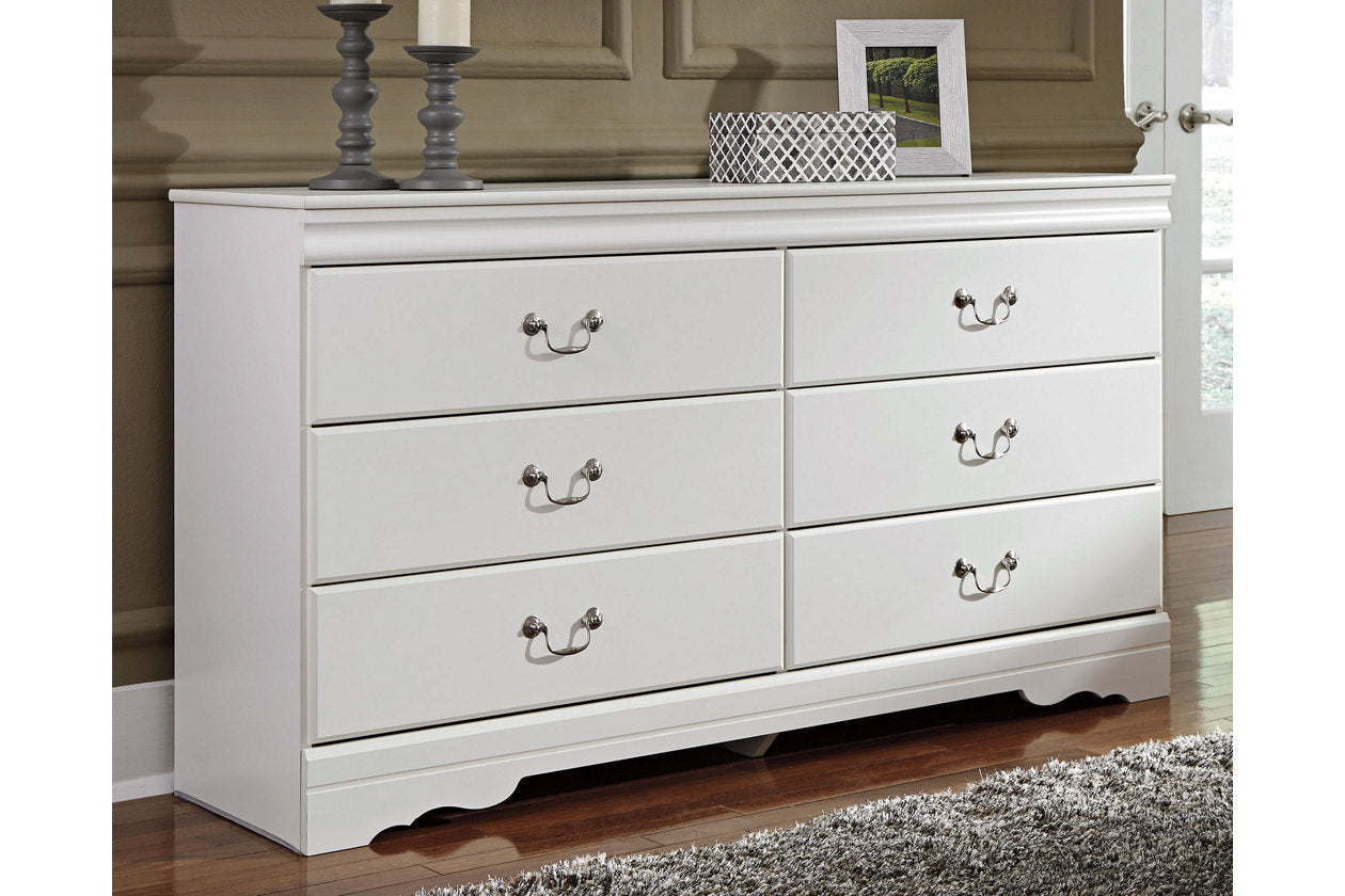 Anarasia White Dresser