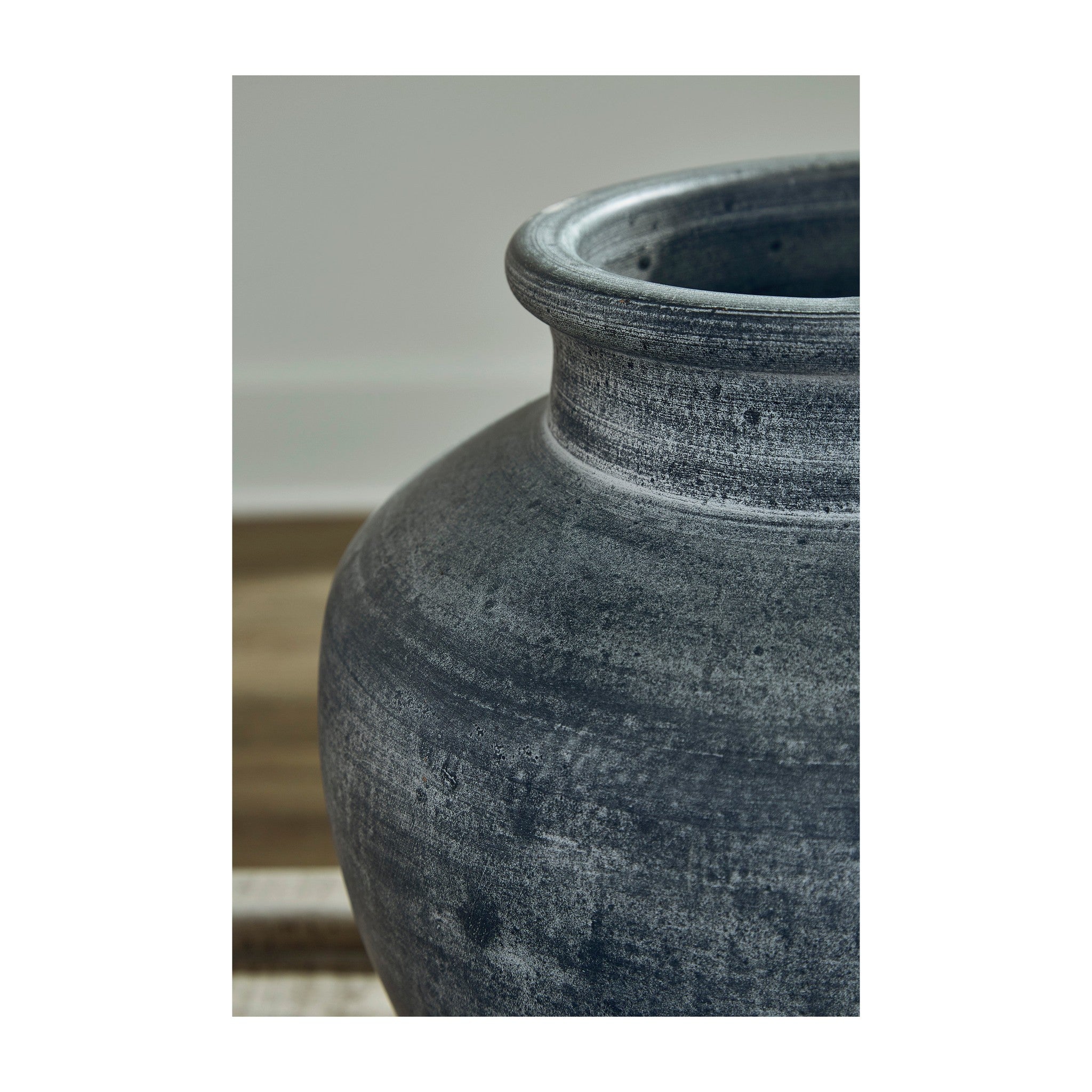 ASA2000629 Meadie Distressed Blue