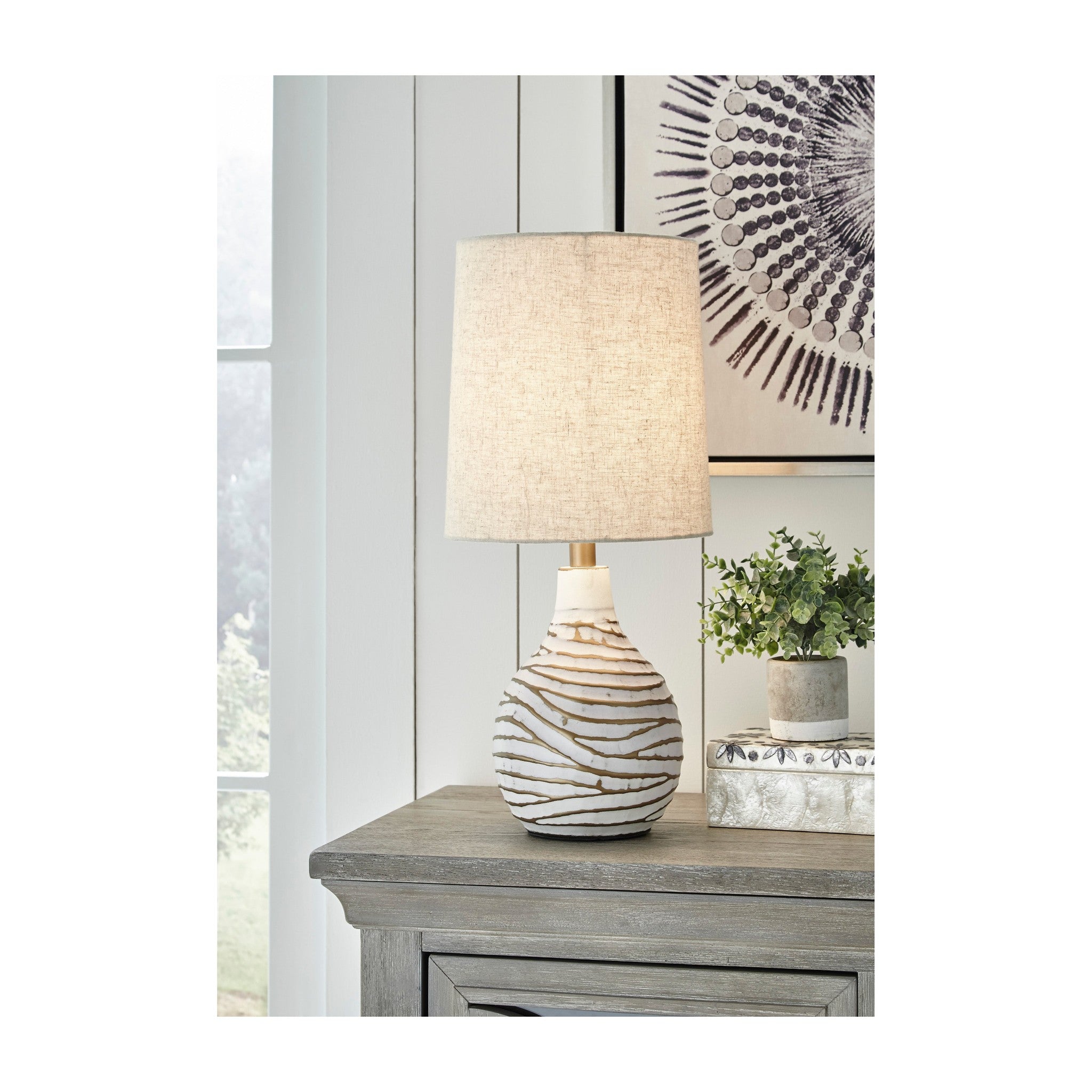 ASL204194 Aleela White/Gold Finish