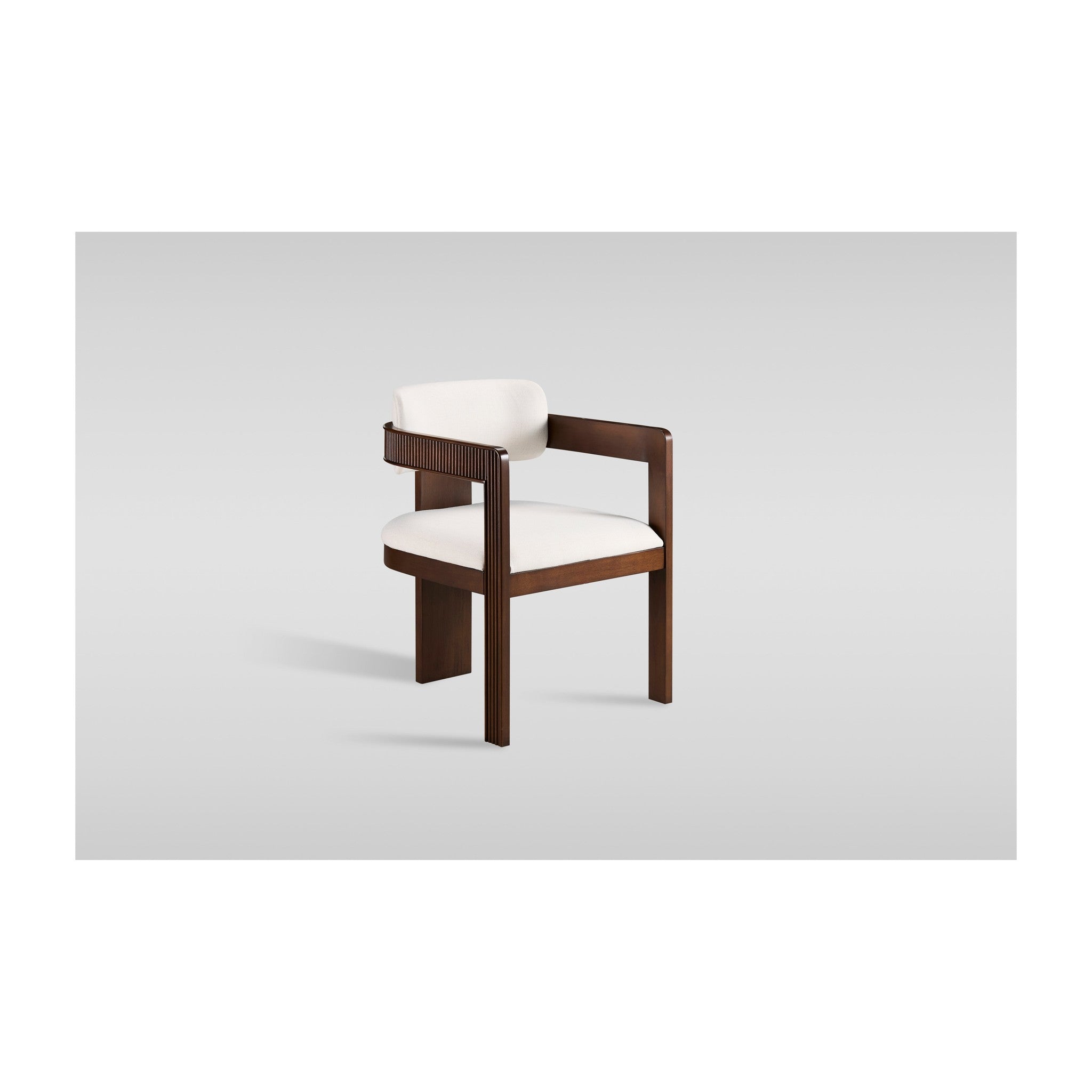D1582 Becky (Walnut)