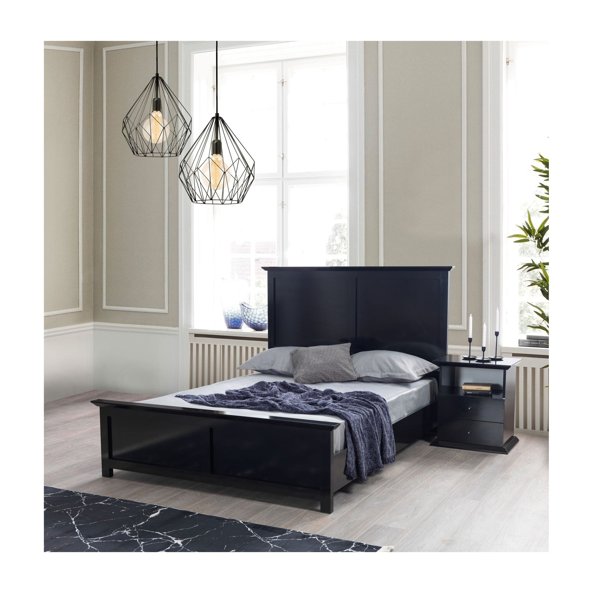 Erika Black 4 pc Queen Bedroom Set