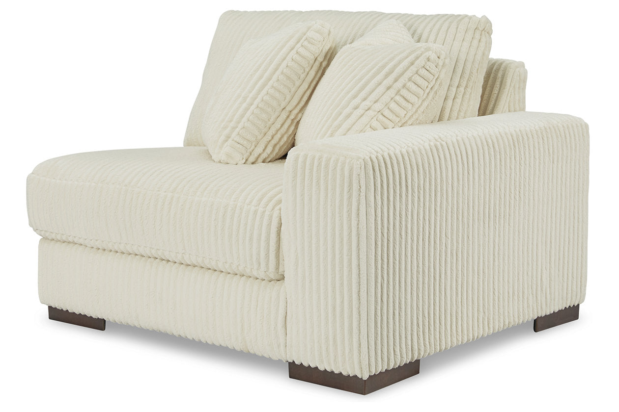 Lindyn Ivory Right-Arm Facing Corner Chair