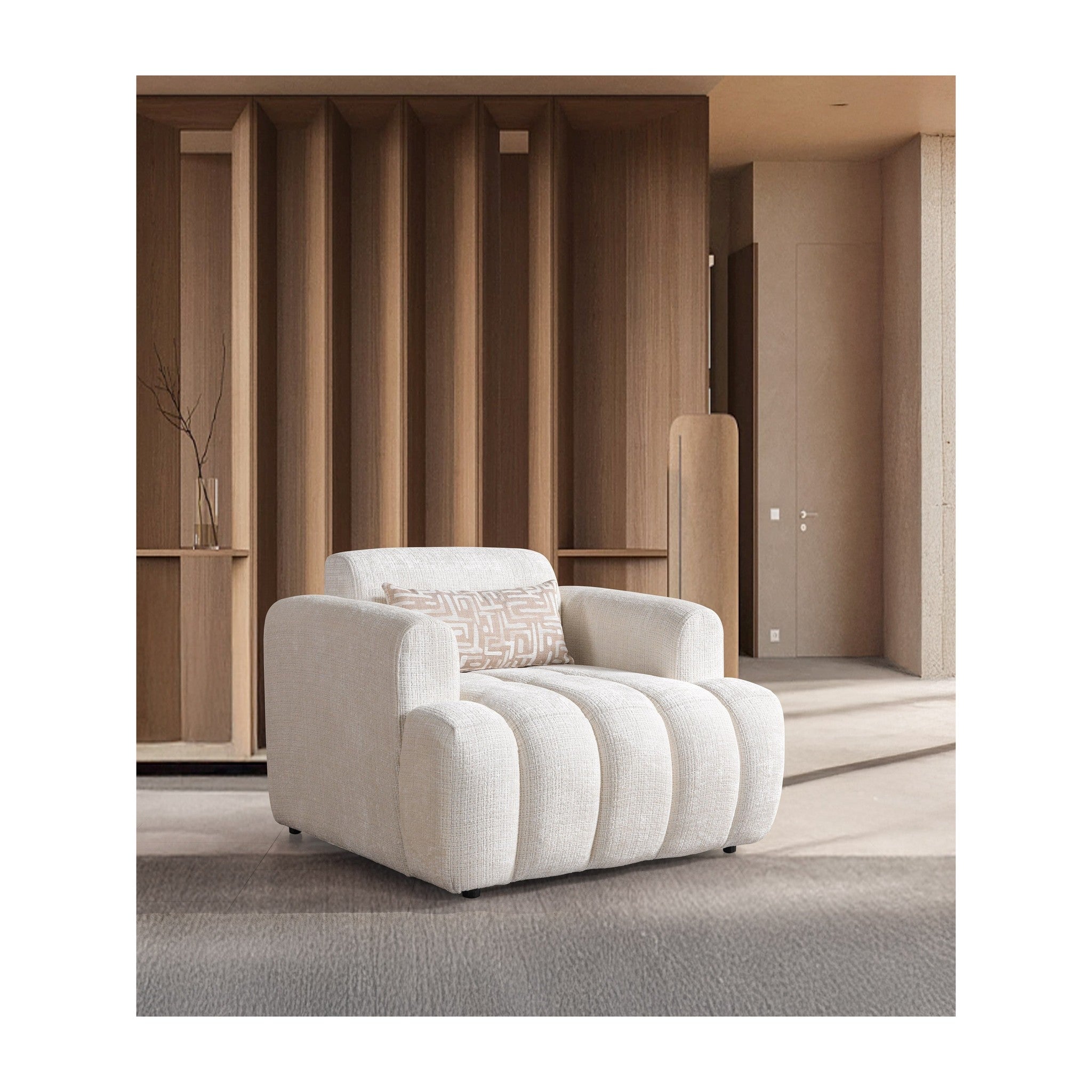 Yulia Ivory Boucle Chair