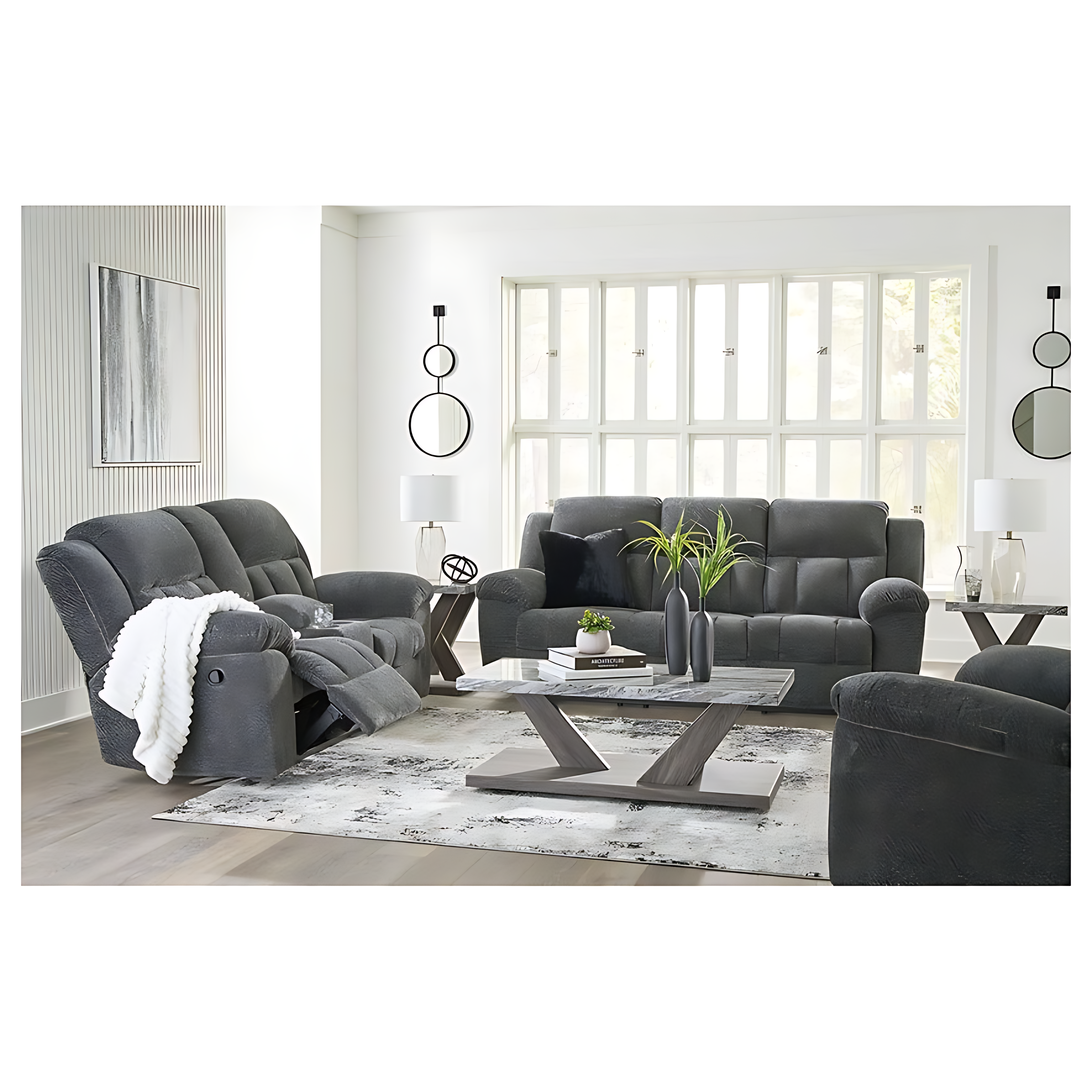 ashley-37406-frohn