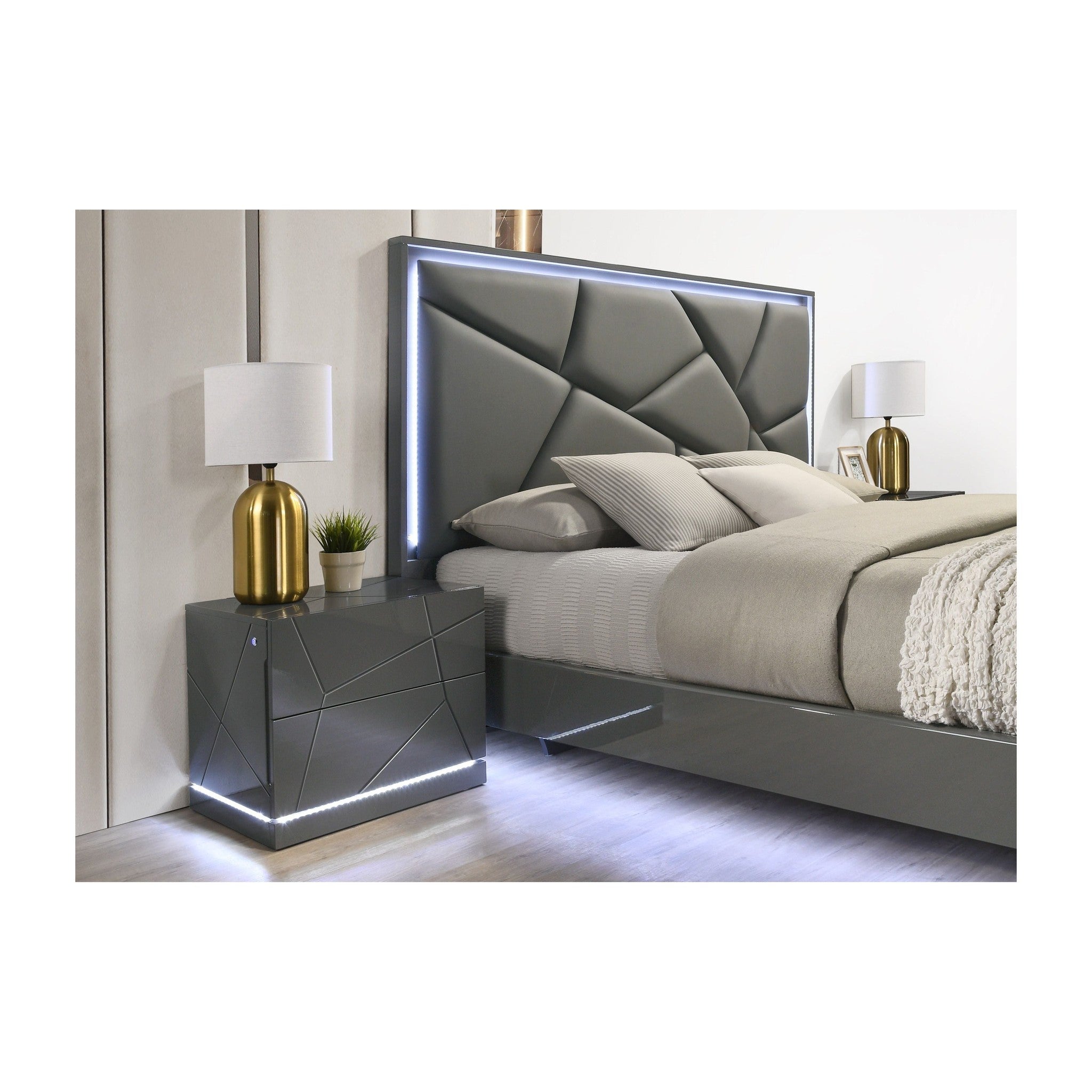 B86 Lily Grey