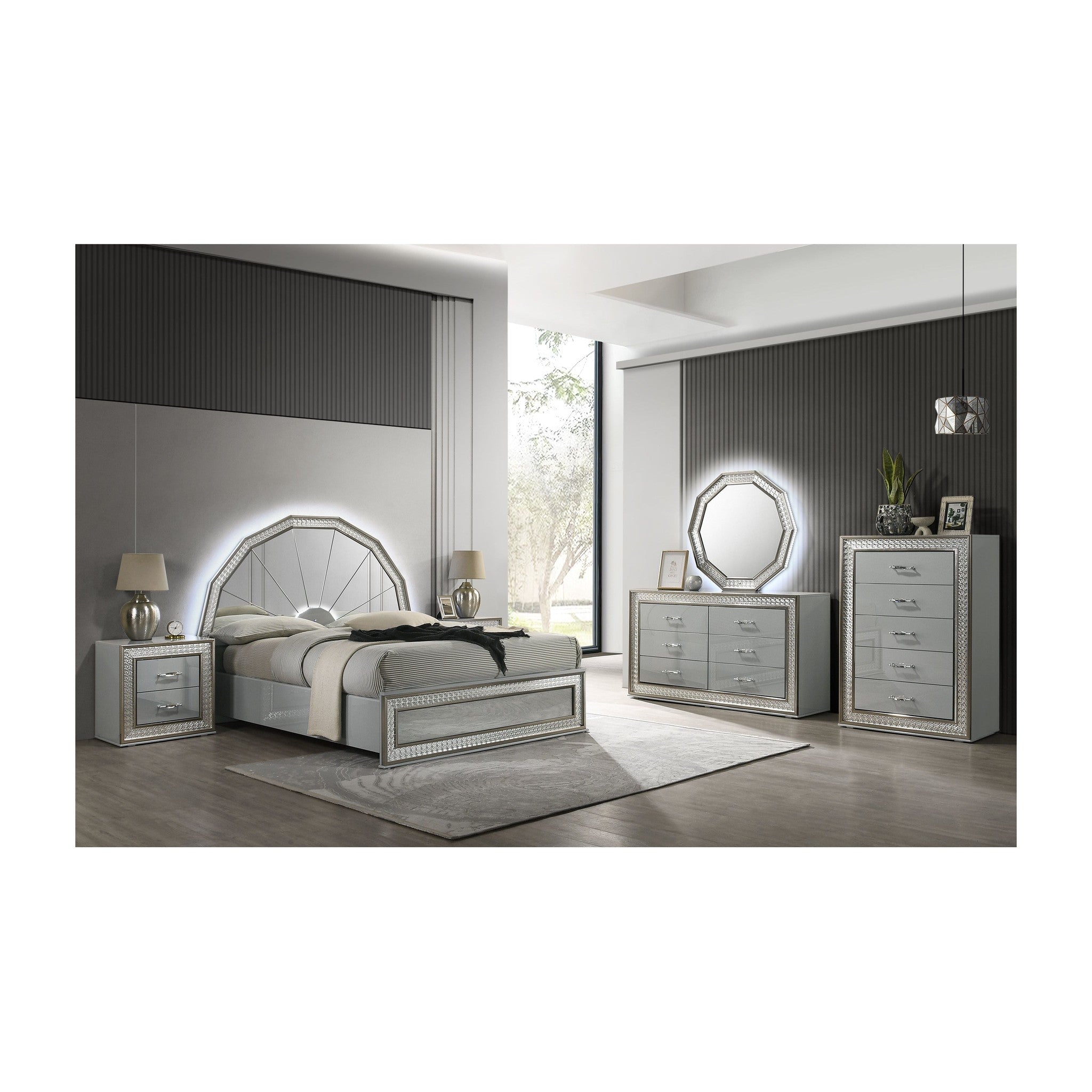 B92 Dubai Metallic Silver