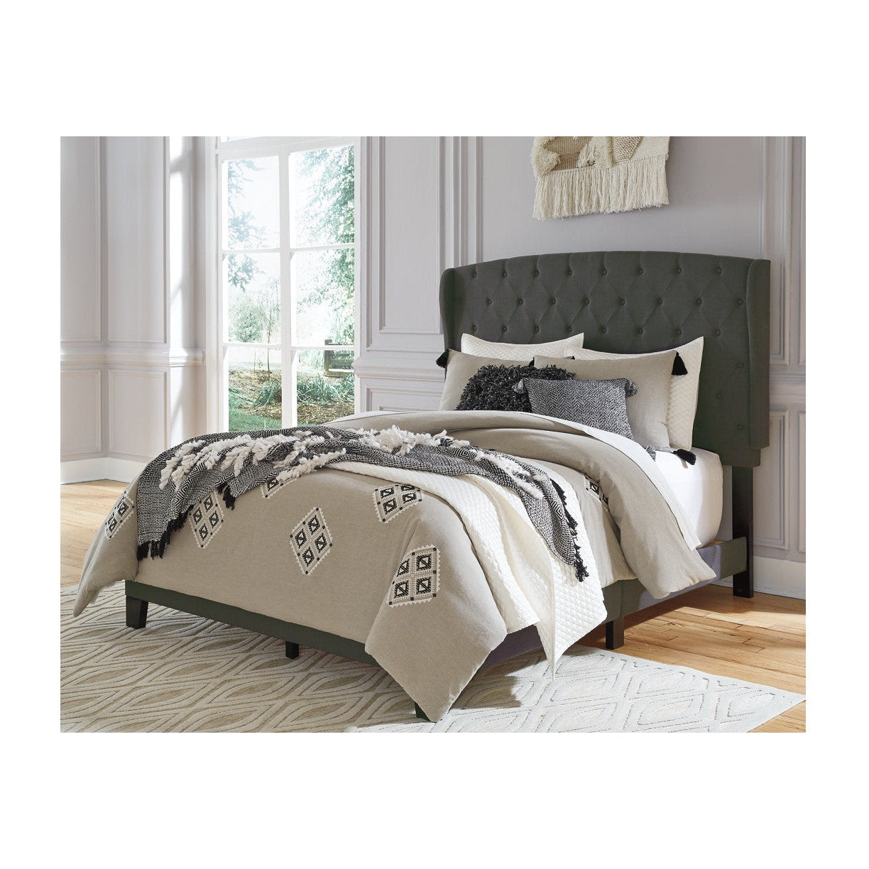 Vintasso Charcoal King Upholstered Platform Bed